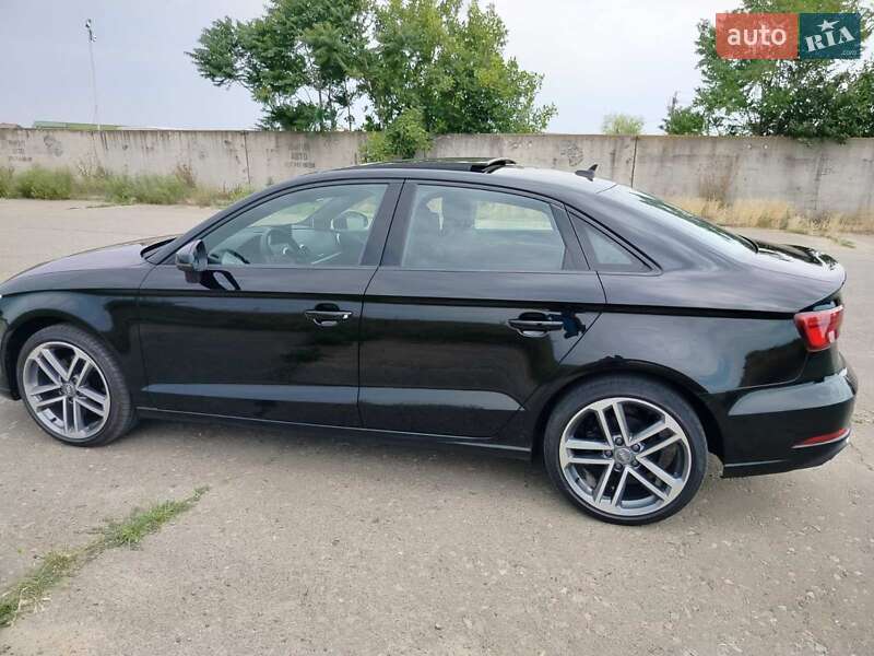 Седан Audi A3 2016 в Одесі