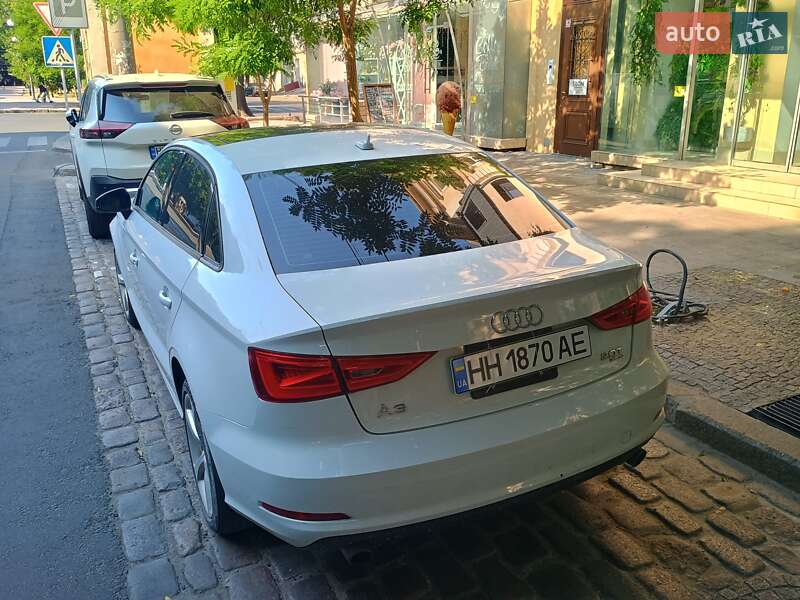 Седан Audi A3 2014 в Одессе