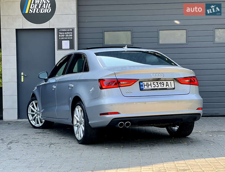 Седан Audi A3 2014 в Одессе