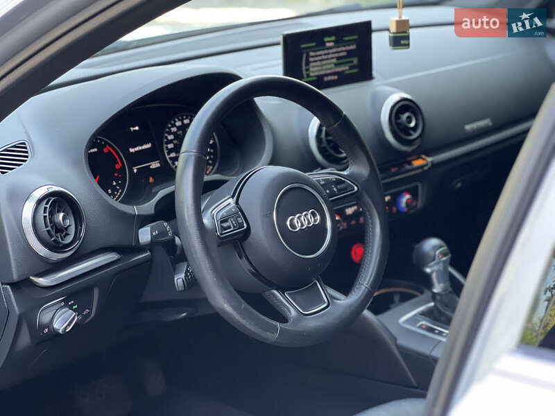 Седан Audi A3 2014 в Одессе