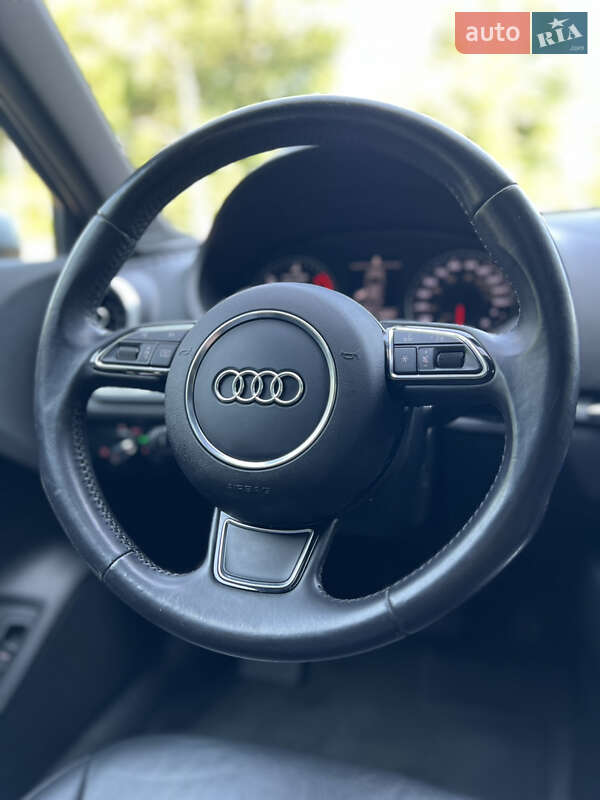 Седан Audi A3 2014 в Одессе