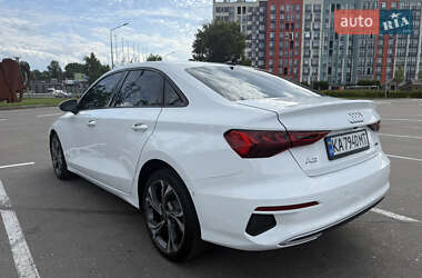 Седан Audi A3 2021 в 