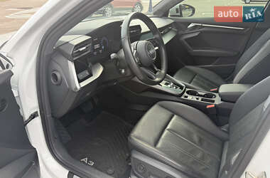 Седан Audi A3 2021 в 