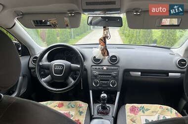Хэтчбек Audi A3 2005 в 