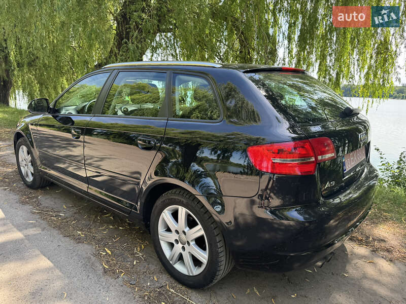 Хэтчбек Audi A3 2009 в Млинове
