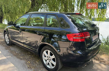 Хэтчбек Audi A3 2009 в 