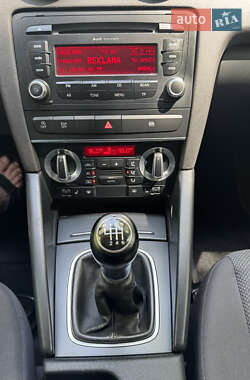 Хэтчбек Audi A3 2009 в 
