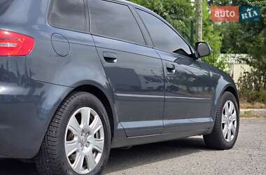 Хэтчбек Audi A3 2009 в 