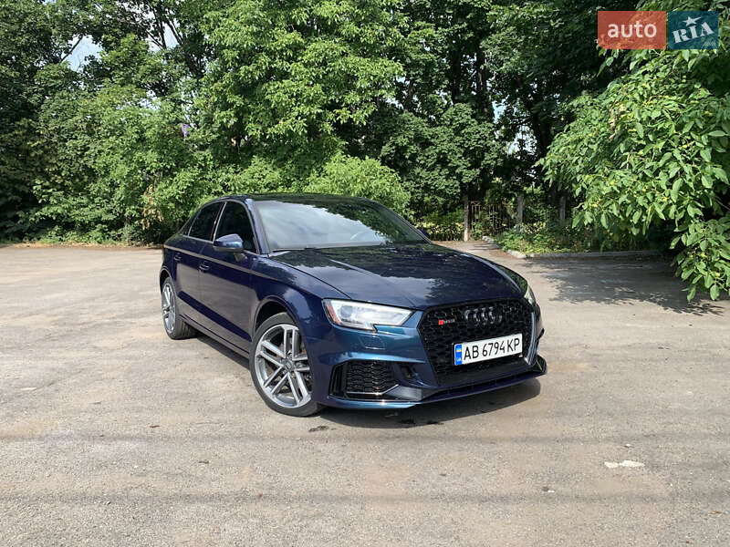 Седан Audi A3 2017 в 