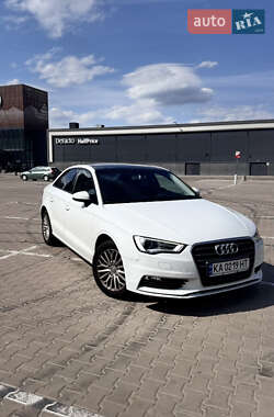 Седан Audi A3 2016 в 