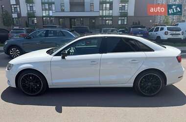 Седан Audi A3 2016 в Киеве