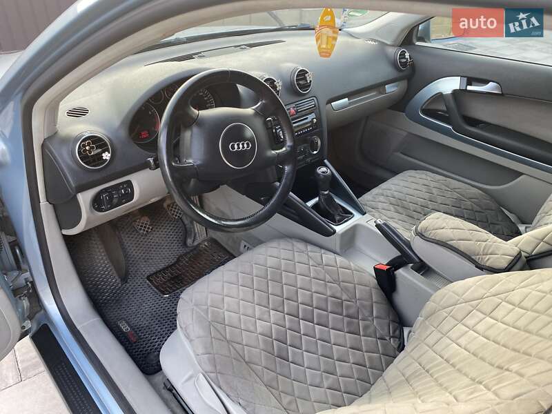 Хэтчбек Audi A3 2003 в Измаиле