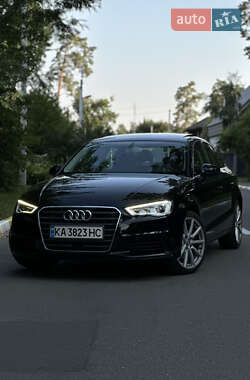 Седан Audi A3 2014 в Києві