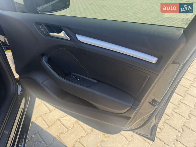 Седан Audi A3 2014 в Миколаєві