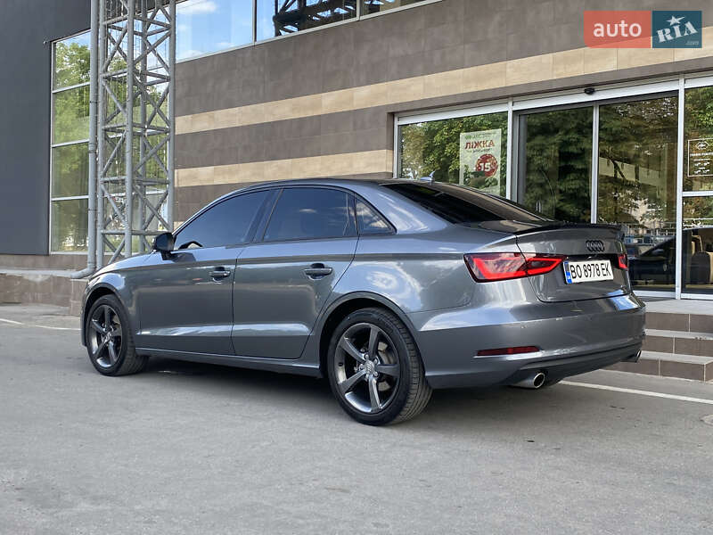 Седан Audi A3 2015 в Тернополі