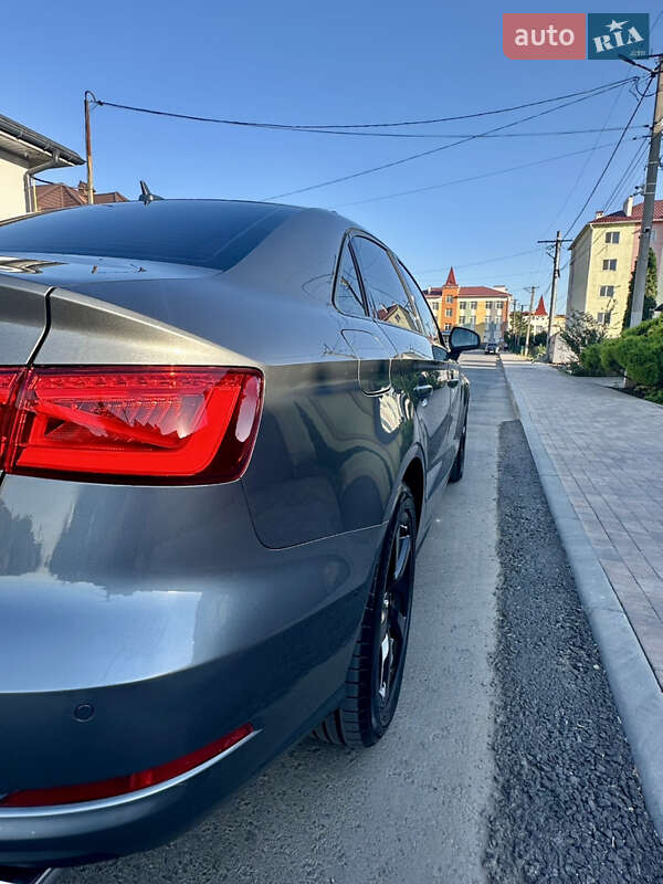 Седан Audi A3 2016 в Одесі