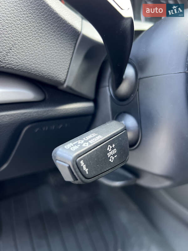 Седан Audi A3 2017 в Рівному