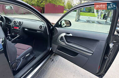 Хэтчбек Audi A3 2009 в 