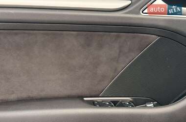 Хетчбек Audi A3 2016 в 