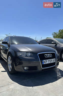 Хэтчбек Audi A3 2006 в 