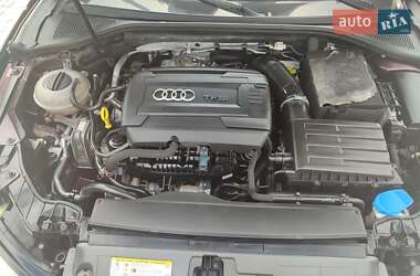 Седан Audi A3 2015 в 