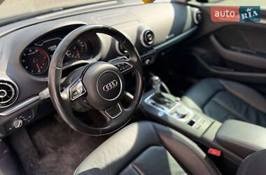 Седан Audi A3 2015 в 
