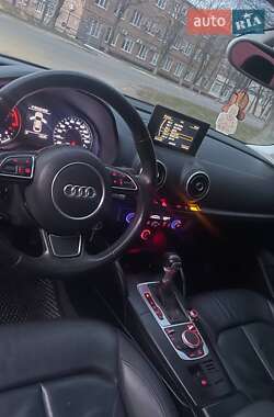 Седан Audi A3 2015 в 