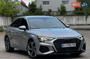 Седан Audi A3 2022 в 