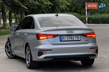 Седан Audi A3 2022 в 