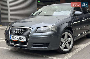 Хэтчбек Audi A3 2005 в 