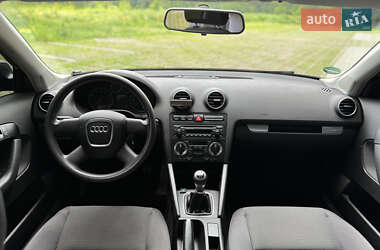 Хэтчбек Audi A3 2005 в 