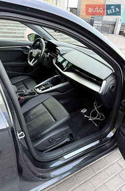 Седан Audi A3 2021 в 