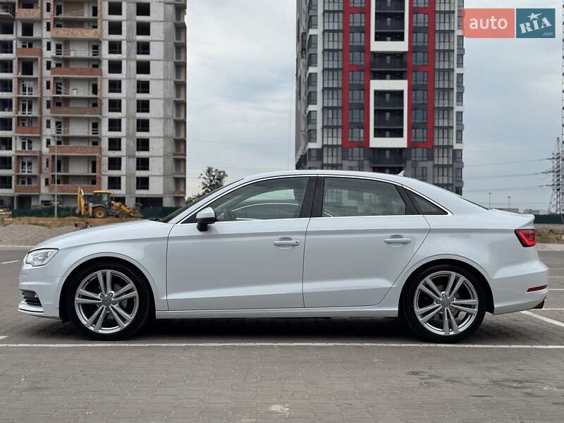 Седан Audi A3 2013 в Києві