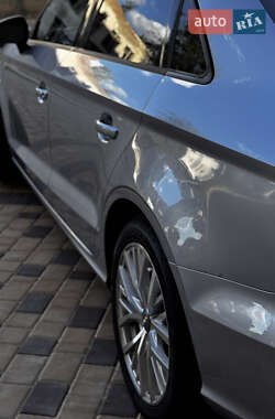 Седан Audi A3 2015 в 