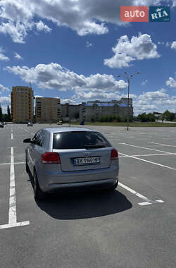 Хетчбек Audi A3 2003 в 