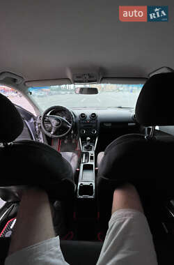 Хетчбек Audi A3 2003 в 
