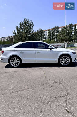 Седан Audi A3 2015 в 
