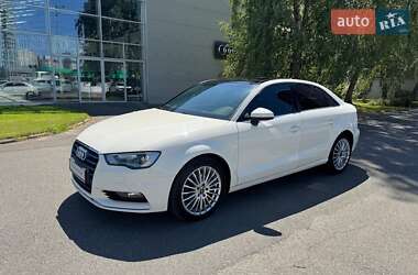 Седан Audi A3 2014 в Киеве