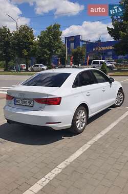 Седан Audi A3 2016 в 