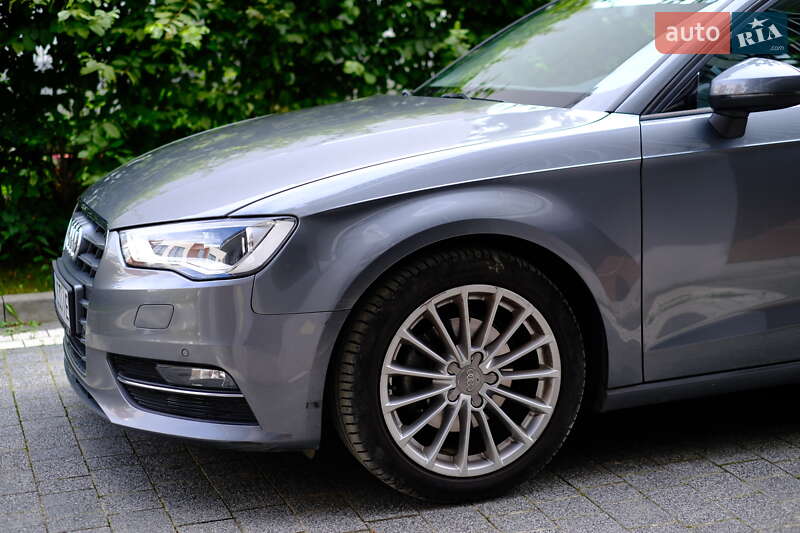Хетчбек Audi A3 2016 в Львові