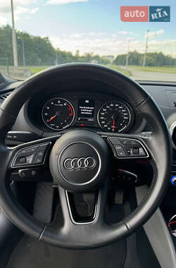 Седан Audi A3 2017 в 