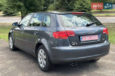 Хэтчбек Audi A3 2007 в 