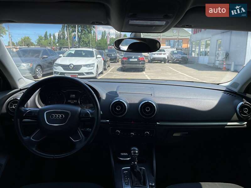 Седан Audi A3 2013 в Києві