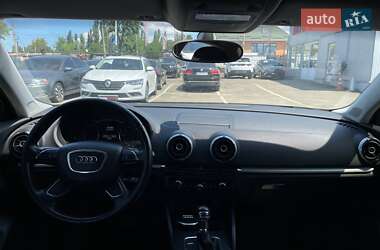 Седан Audi A3 2013 в 