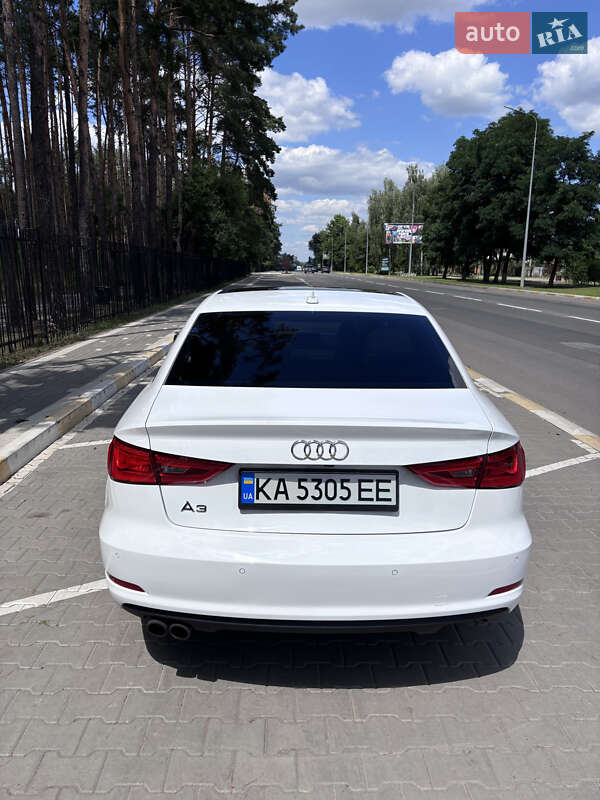 Седан Audi A3 2015 в Києві