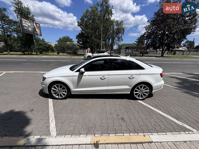 Седан Audi A3 2015 в Києві