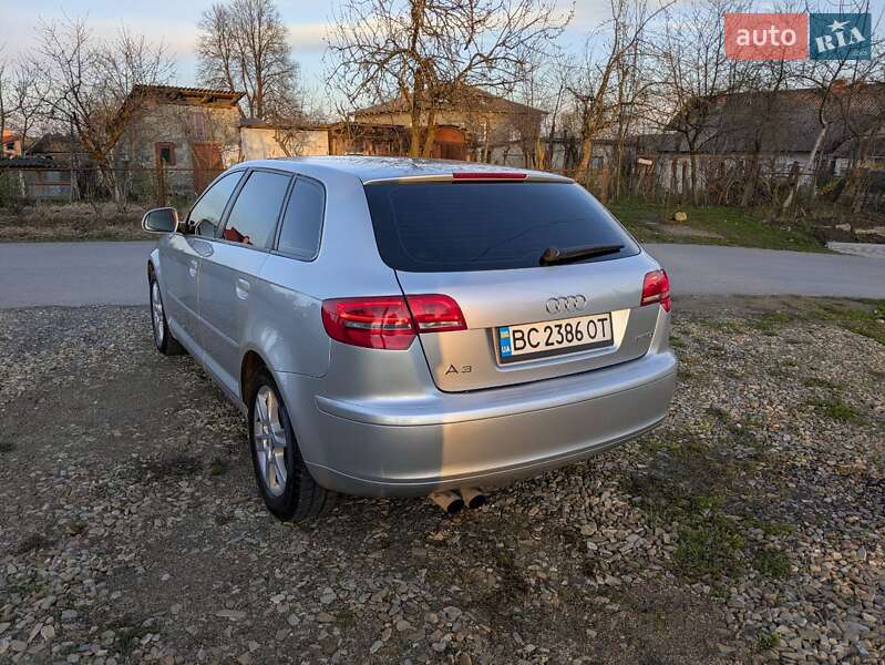 Хетчбек Audi A3 2009 в Самборі