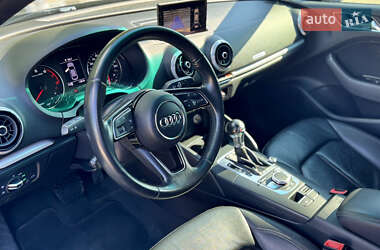 Седан Audi A3 2017 в 