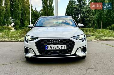Седан Audi A3 2021 в Киеве