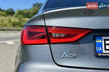 Седан Audi A3 2015 в Львове